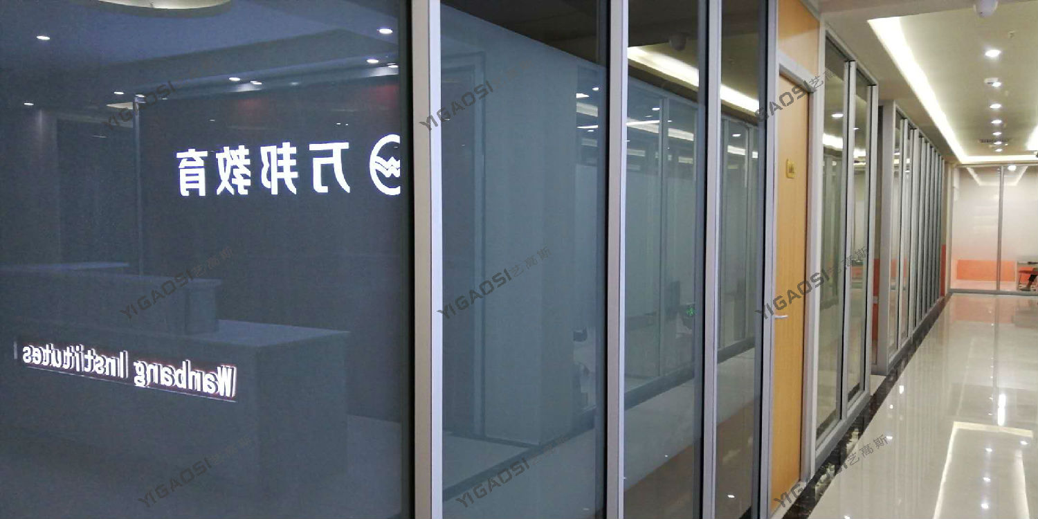 萬邦教育成品隔斷安裝效果圖 萬邦教育成品隔斷安裝效果圖